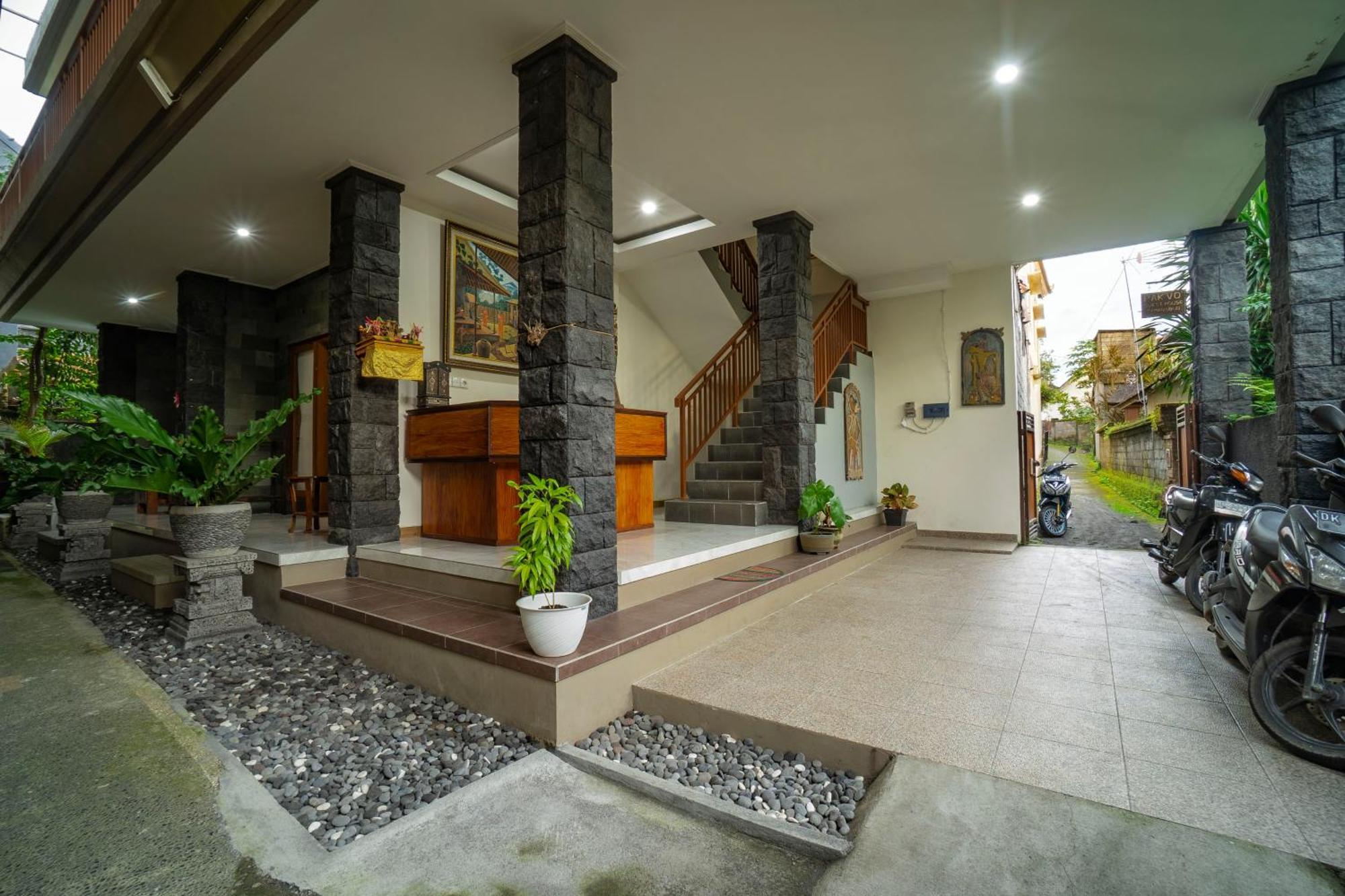 Pak'Vo'House Hotel Ubud Buitenkant foto